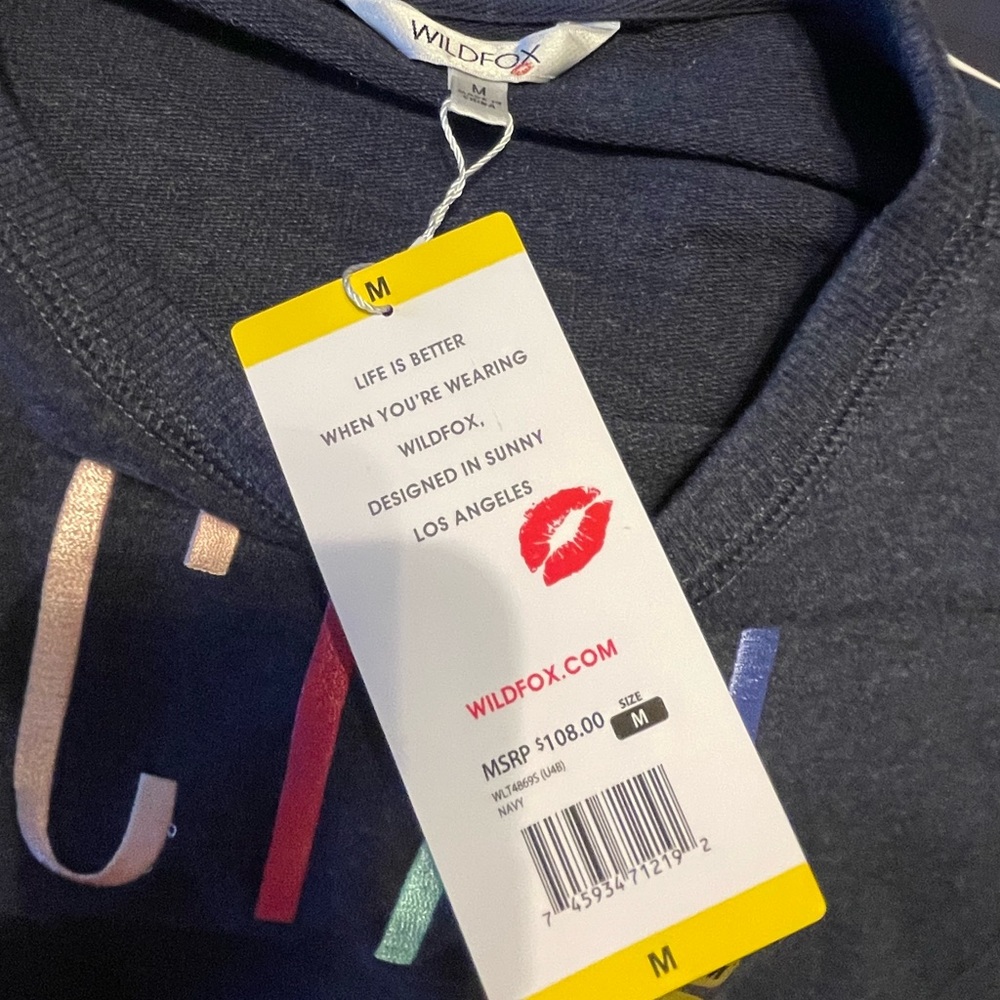 NWT Wildfox sweatshirt - Picture 4 of 6